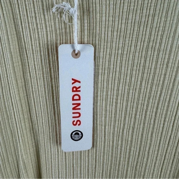 Sundry Ribbed Tank Top Eggshell White Trim Size Small - Picture 3 of 7